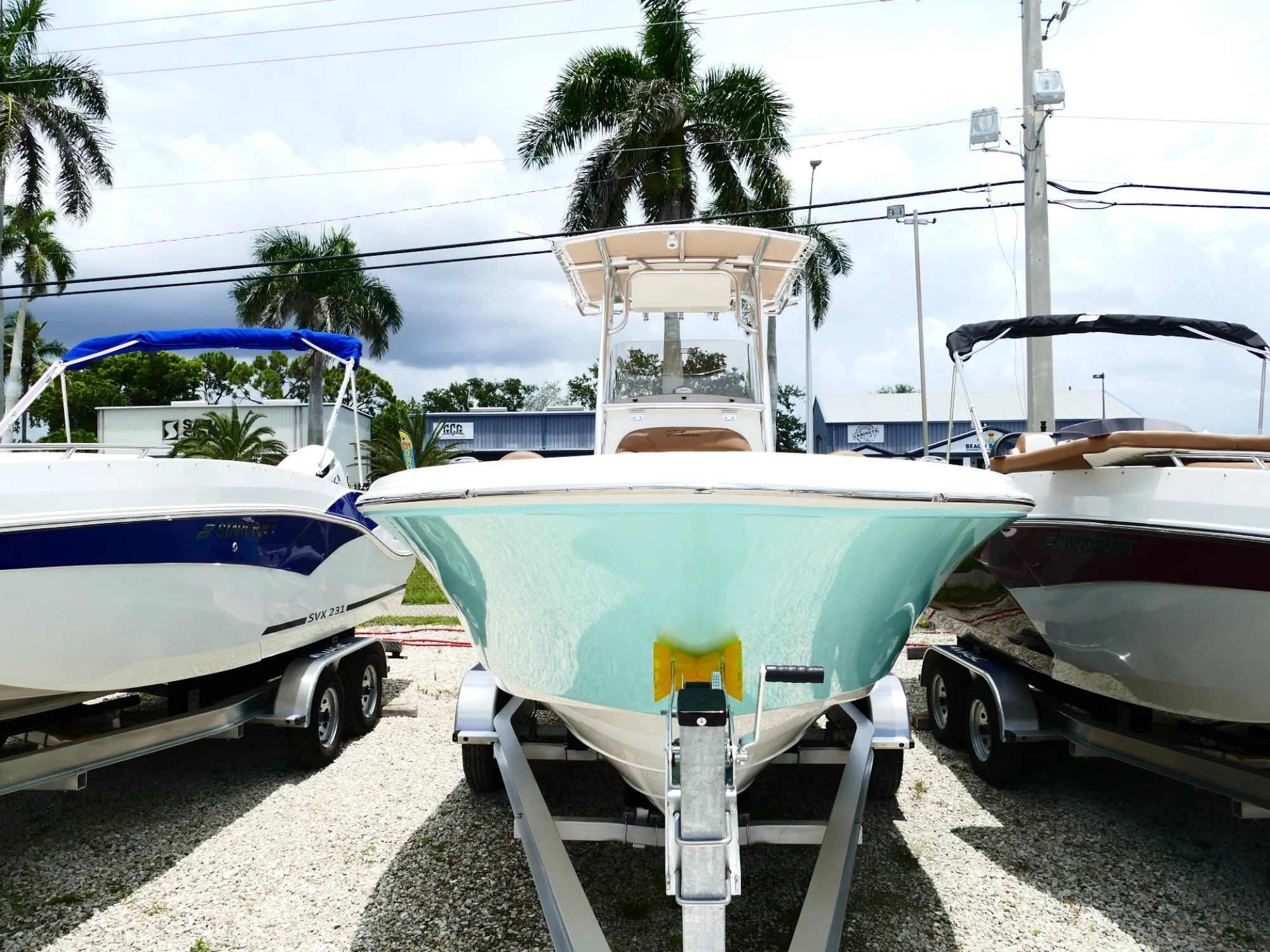 2026 Pioneer 220 Baysport Bay Boat 76F - Image 4